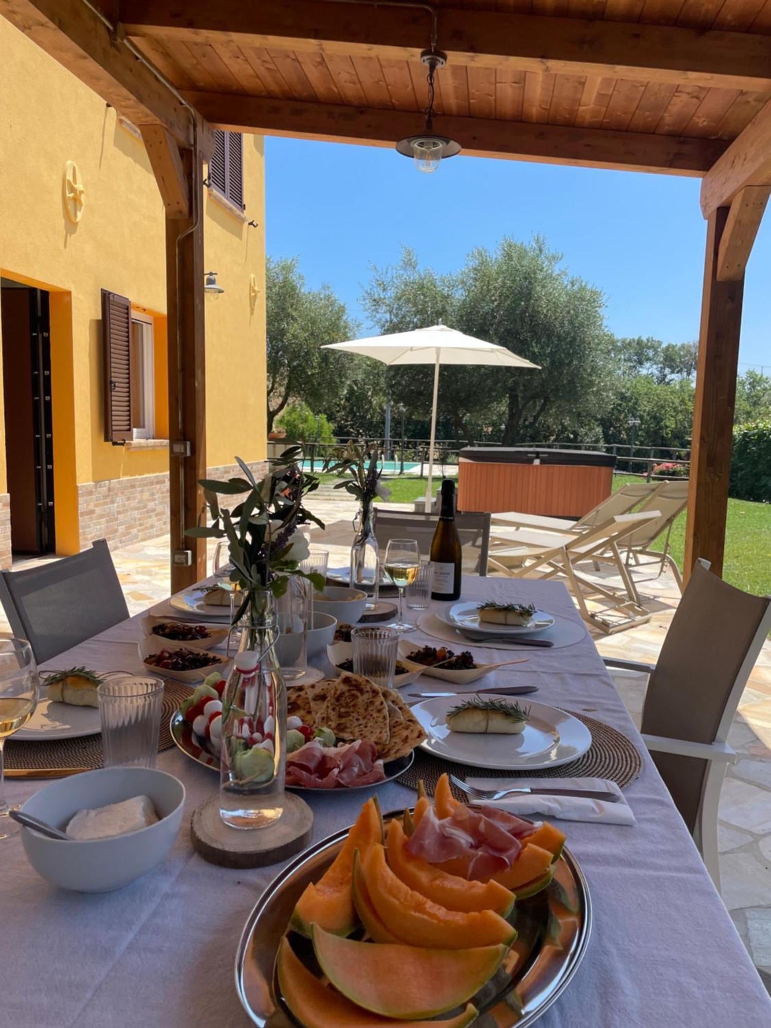 Montenovo Country House Ostra Vetere Экстерьер фото