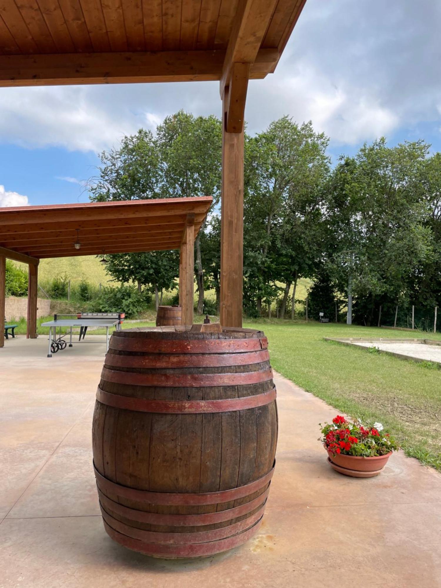 Montenovo Country House Ostra Vetere Экстерьер фото