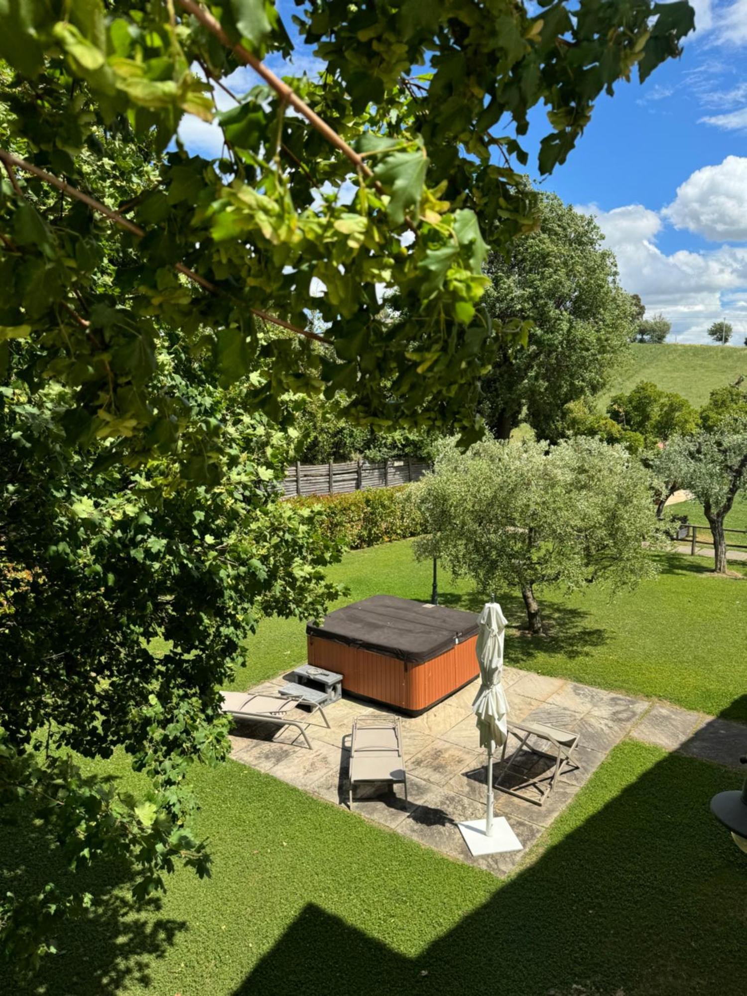 Montenovo Country House Ostra Vetere Экстерьер фото