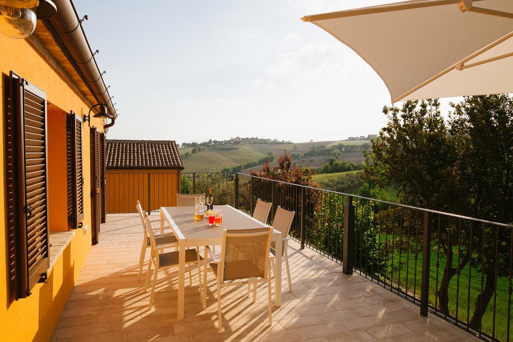 Montenovo Country House Ostra Vetere Экстерьер фото