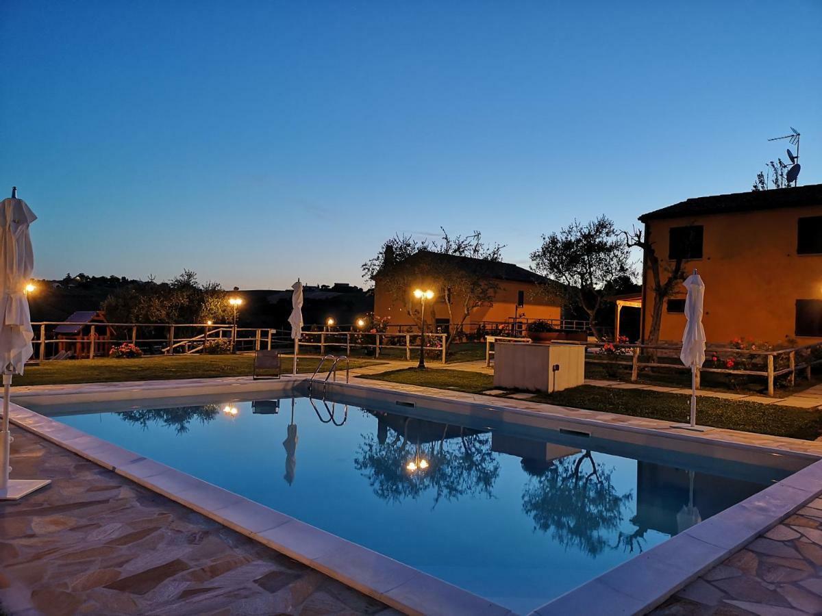 Montenovo Country House Ostra Vetere Экстерьер фото
